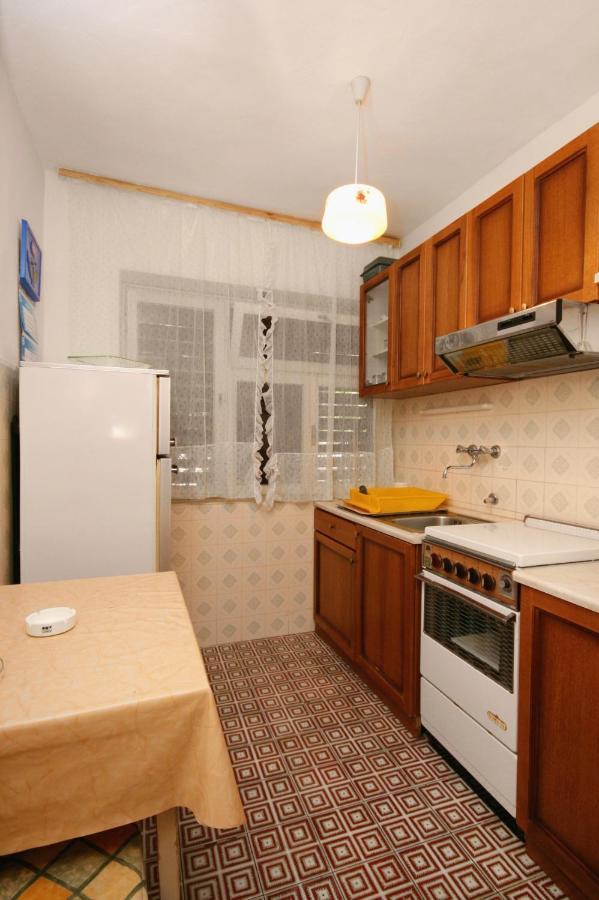 Apartments With A Parking Space Selce, Crikvenica - 5531 Exterior photo
